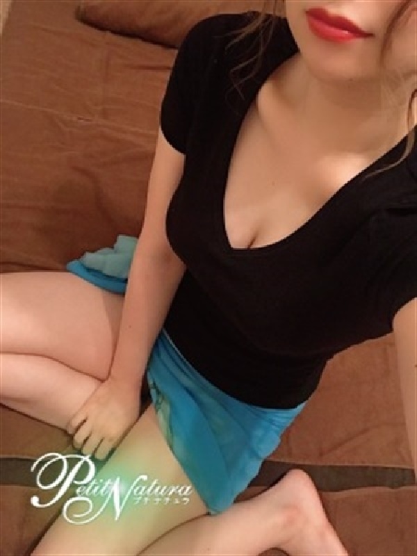 愛葉 めい(25)